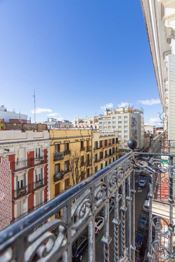 Апартаменты Urbantec Realty - Atocha Y Museos Мадрид Экстерьер фото